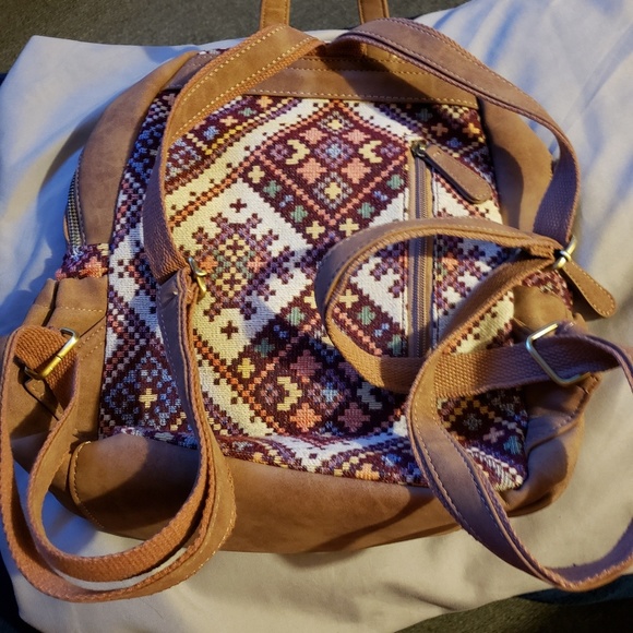 Small womens daytime backpack - Picture 2 of 3